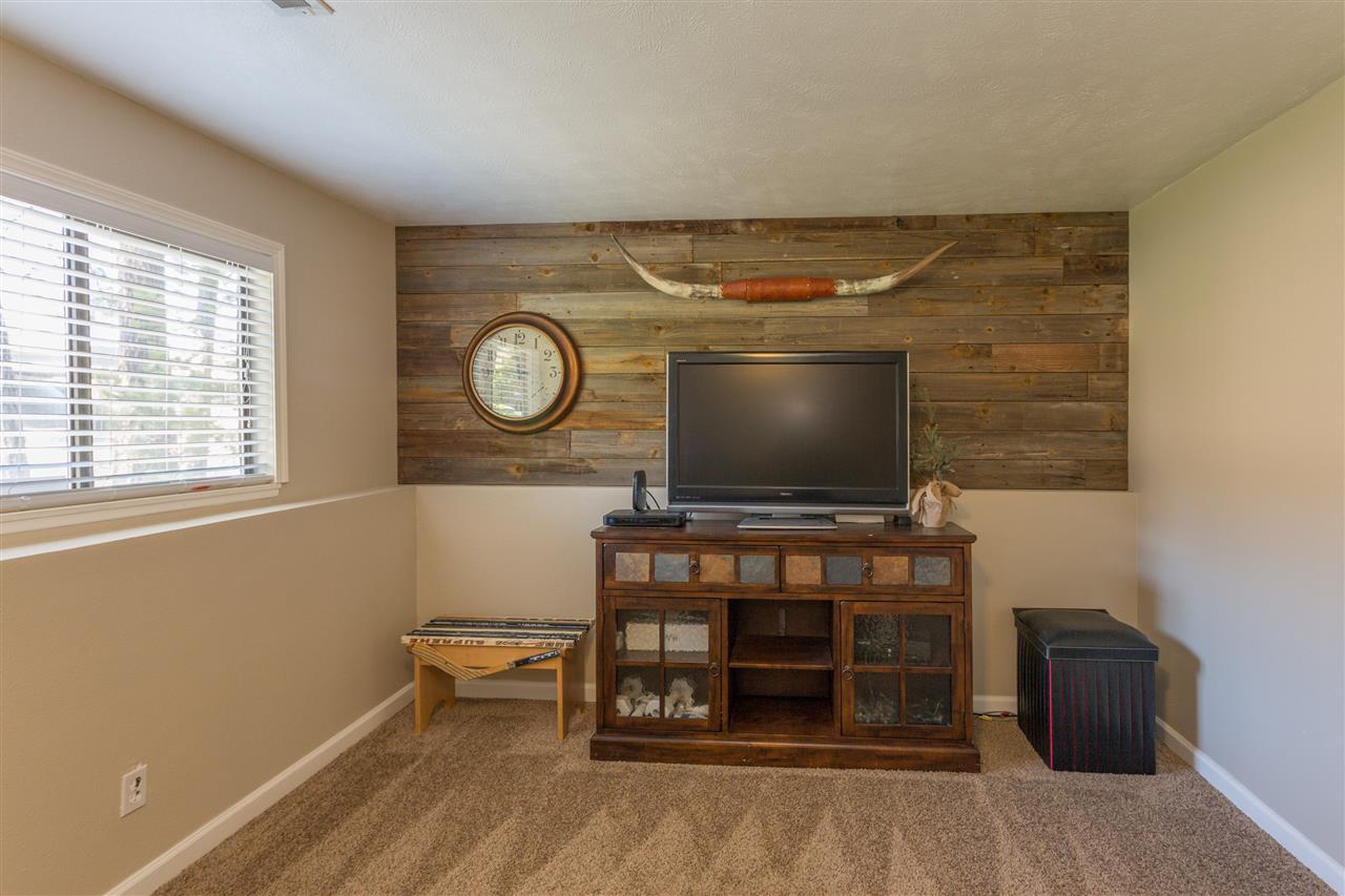 205 East Elcliff Road Spokane, WA 99218 - Photo 12 of 19