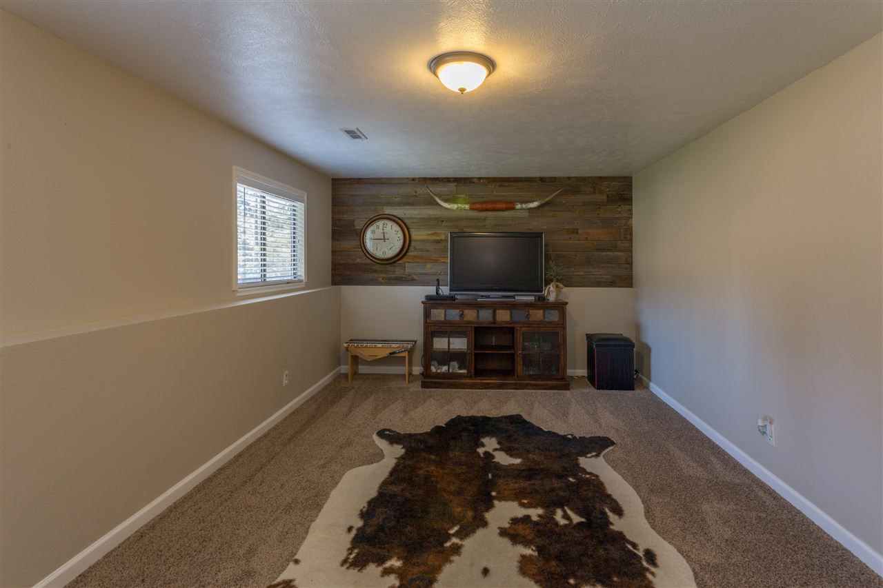 205 East Elcliff Road Spokane, WA 99218 - Photo 17 of 19