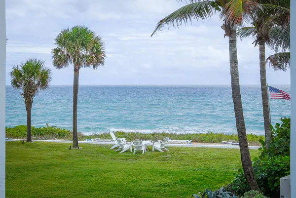 $299,000 | 1043 Hillsboro Mile, Unit 18C, Hillsboro Beach, FL 33064