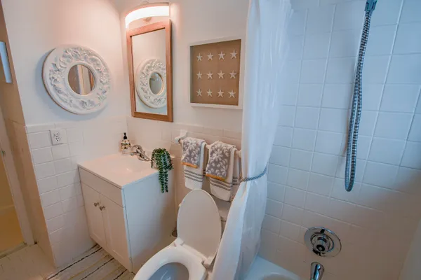 $299,000 | 1043 Hillsboro Mile, Unit 18C, Hillsboro Beach, FL 33064