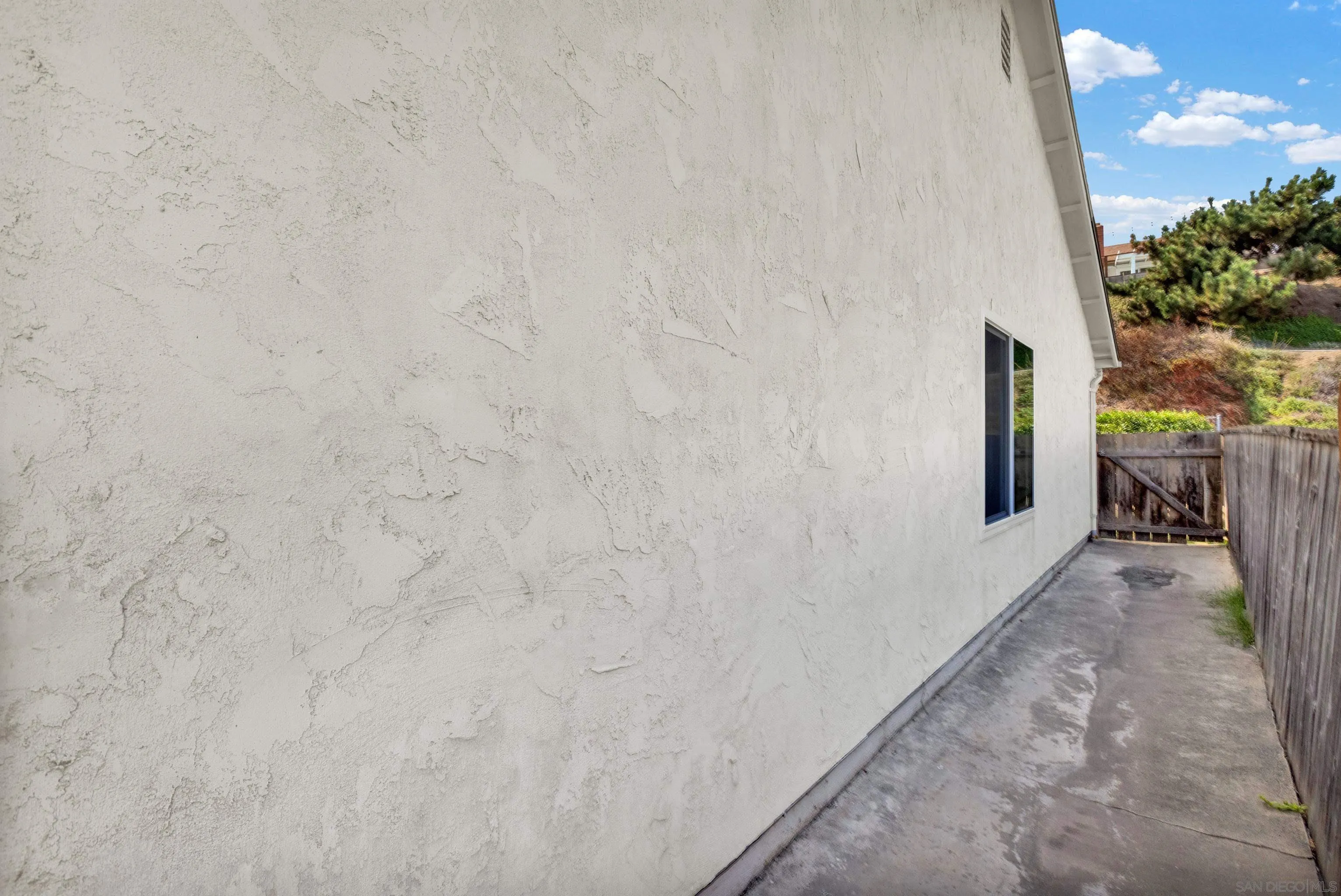 14056 Mazatlan Way Poway, CA 92064 - Photo 20 of 23