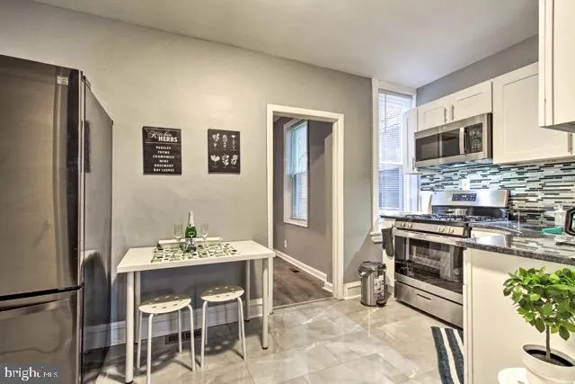 $1,200 | 4812 Oxford Avenue, Unit 1, Philadelphia, PA 19124