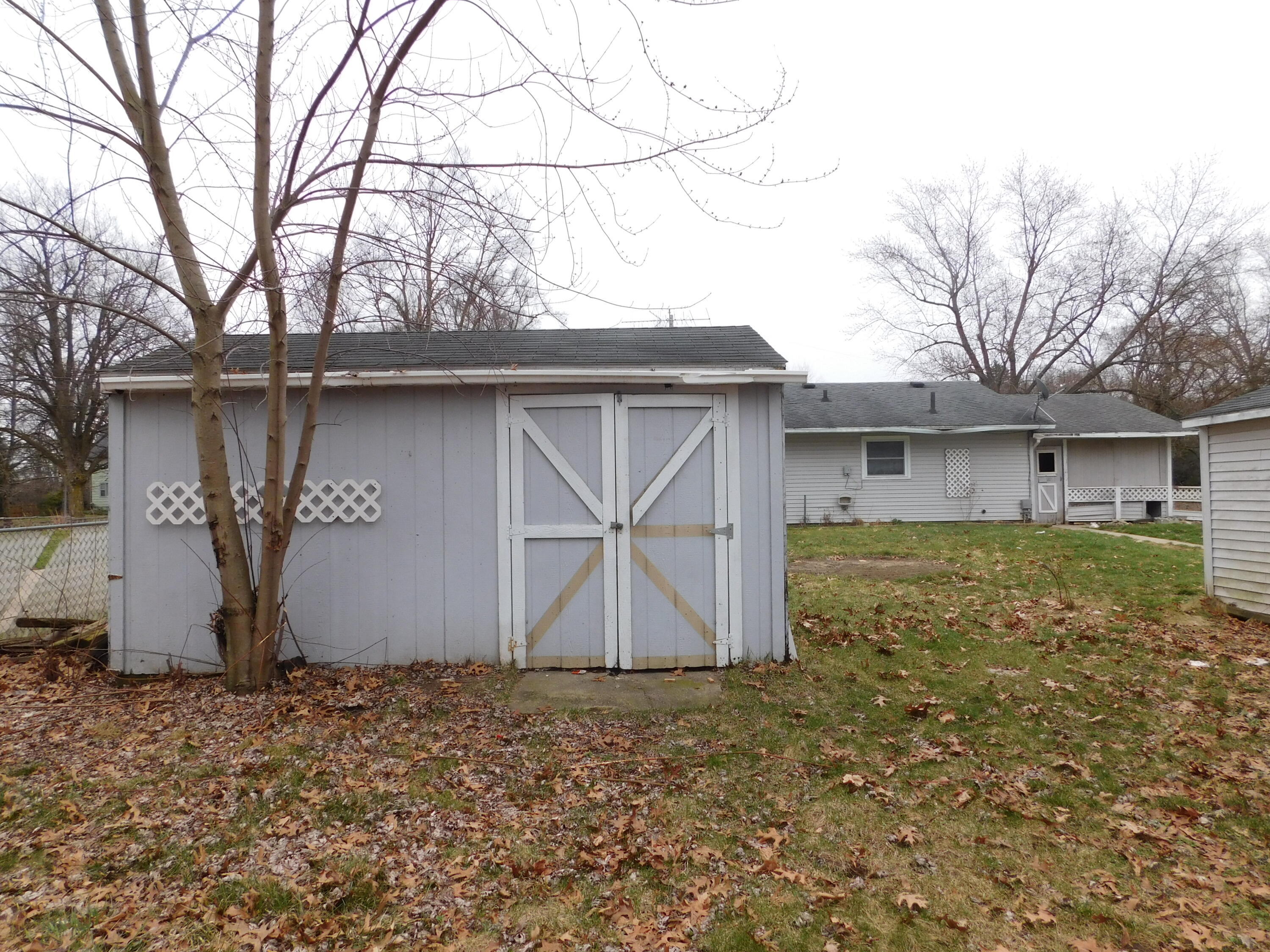 4209 Nazareth Road Kalamazoo, MI 49004 - Photo 18 of 21 DSCN5423