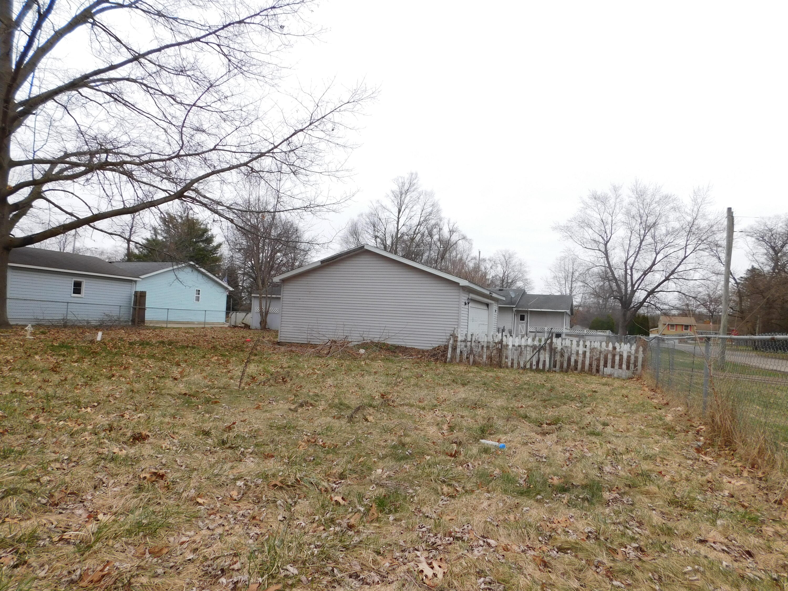 4209 Nazareth Road Kalamazoo, MI 49004 - Photo 21 of 21 DSCN5426