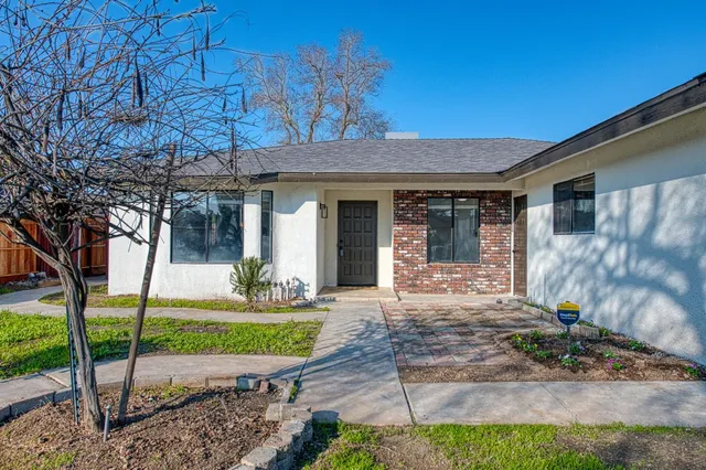$409,000 | 5901 East Madison Avenue, Fresno, CA 93727
