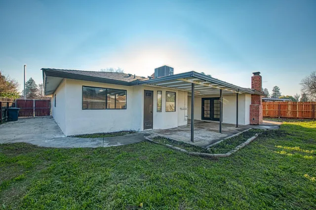 $409,000 | 5901 East Madison Avenue, Fresno, CA 93727