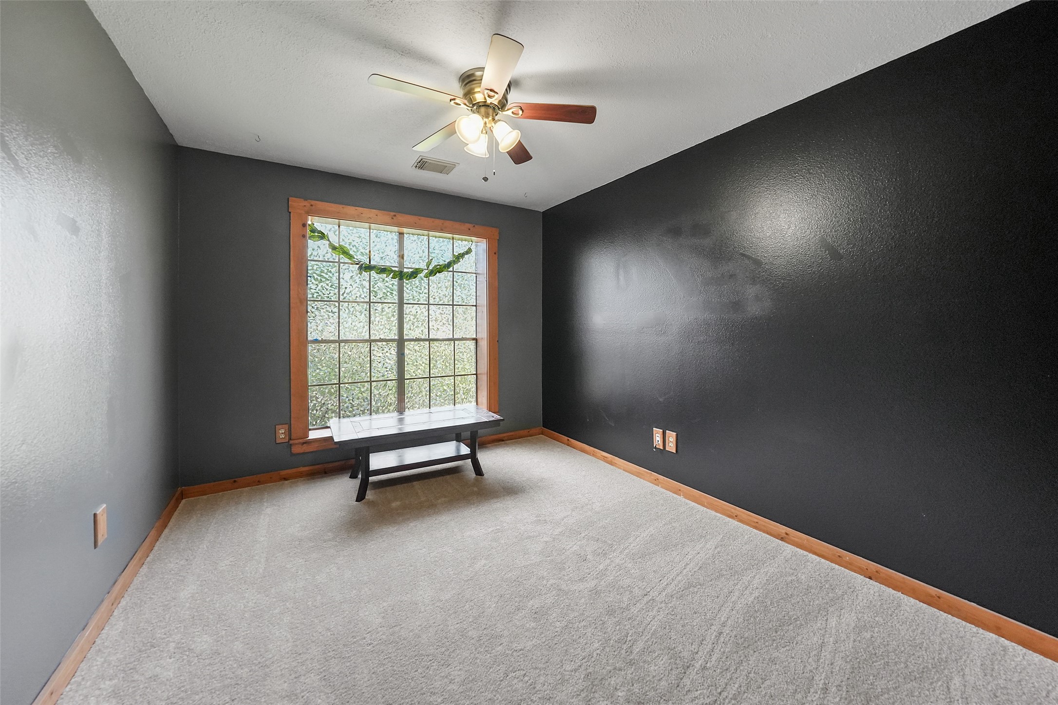 929 North Rivershire Drive Conroe, TX 77304 - Photo 21 of 36