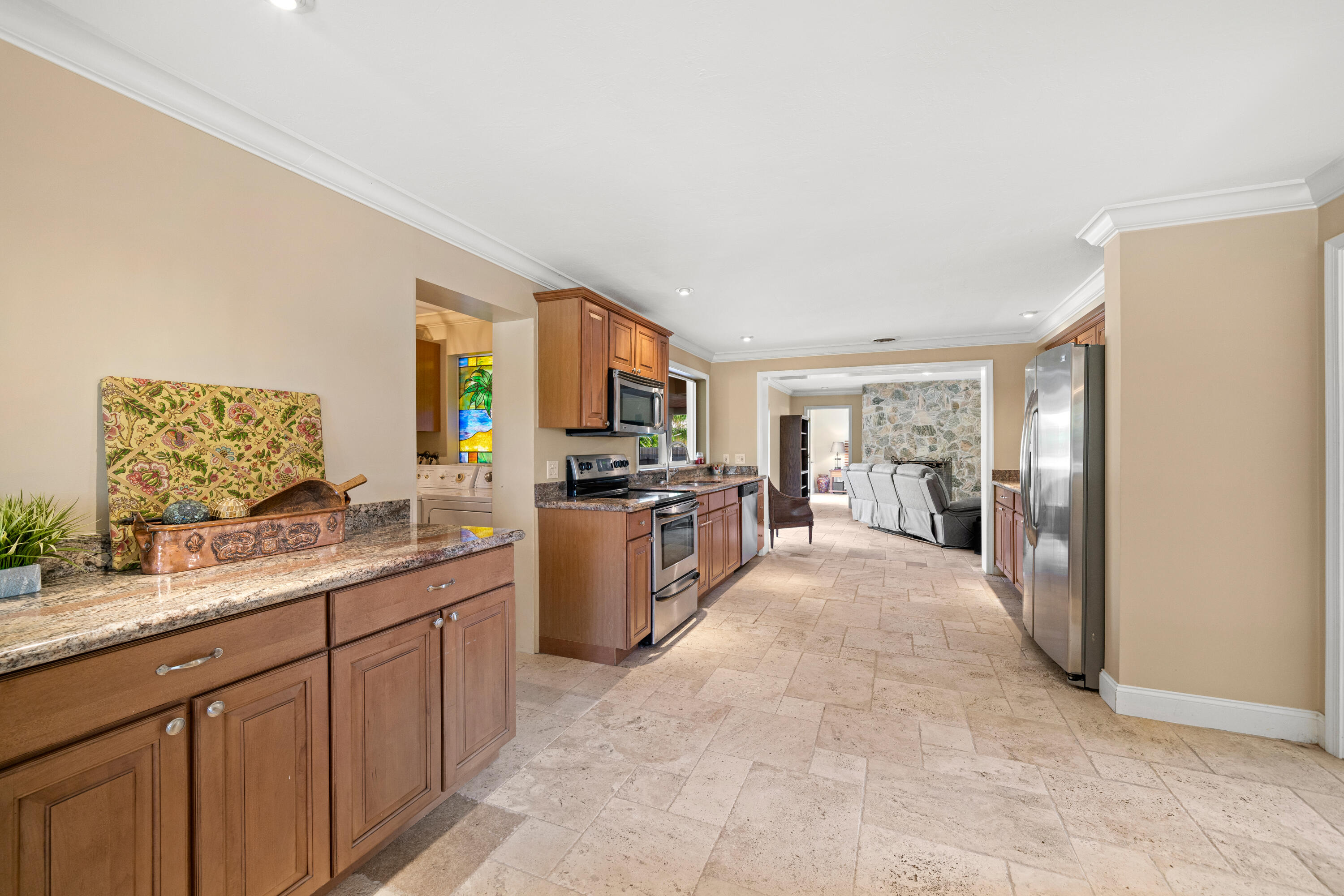 18 Duke Drive Lake Worth, FL 33460 - Photo 17 of 29 a large kitchen with a large window