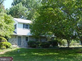 399 West Hoffecker Road Pottstown, PA 19465 - Photo 1 of 6