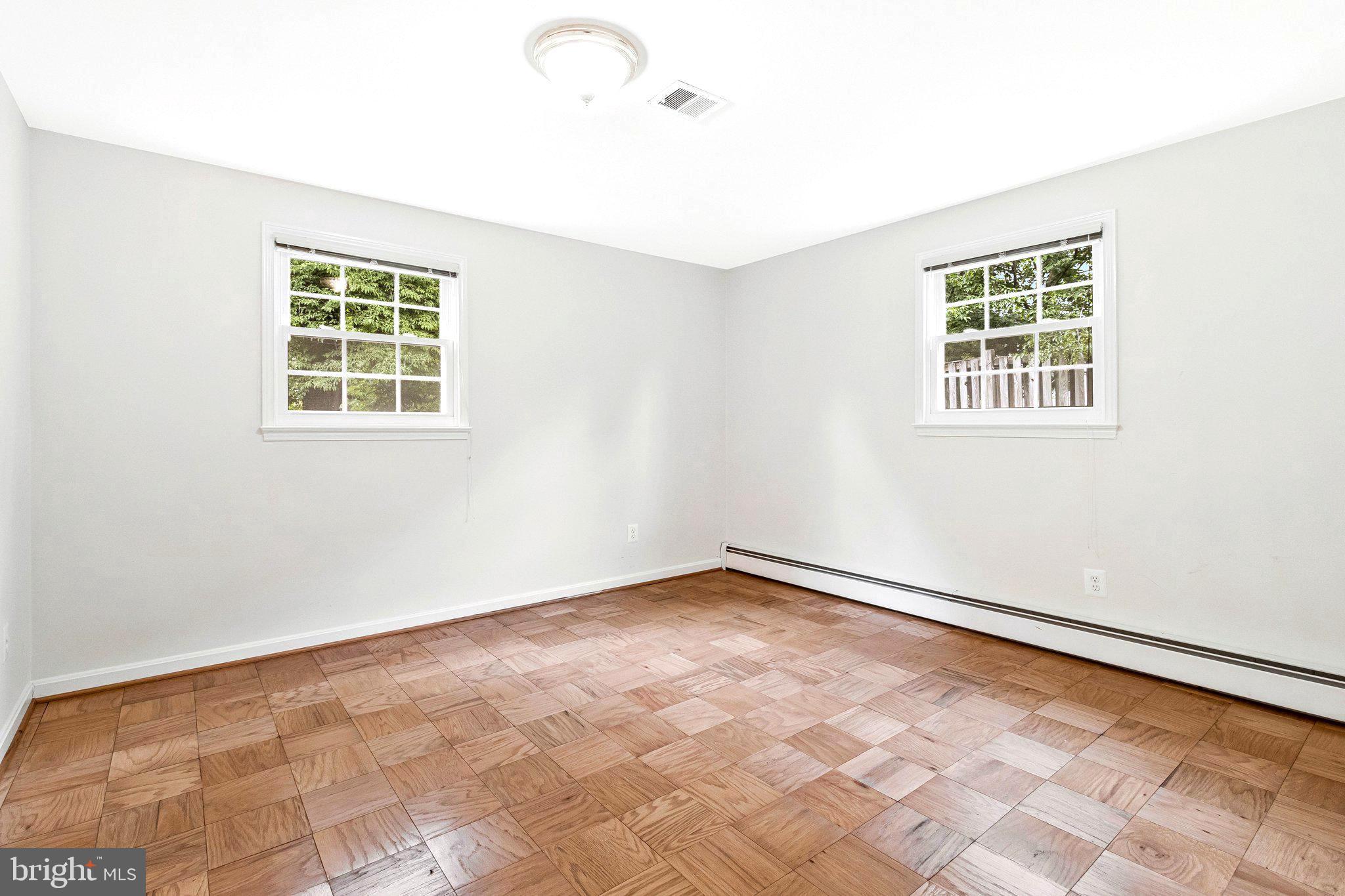 6450 Old Chesterbrook Road McLean, VA 22101 - Photo 36 of 46