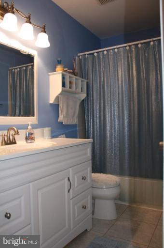 4900 Pheasant Ridge Road Fairfax, VA 22030 - Photo 3 of 17 Bath #1