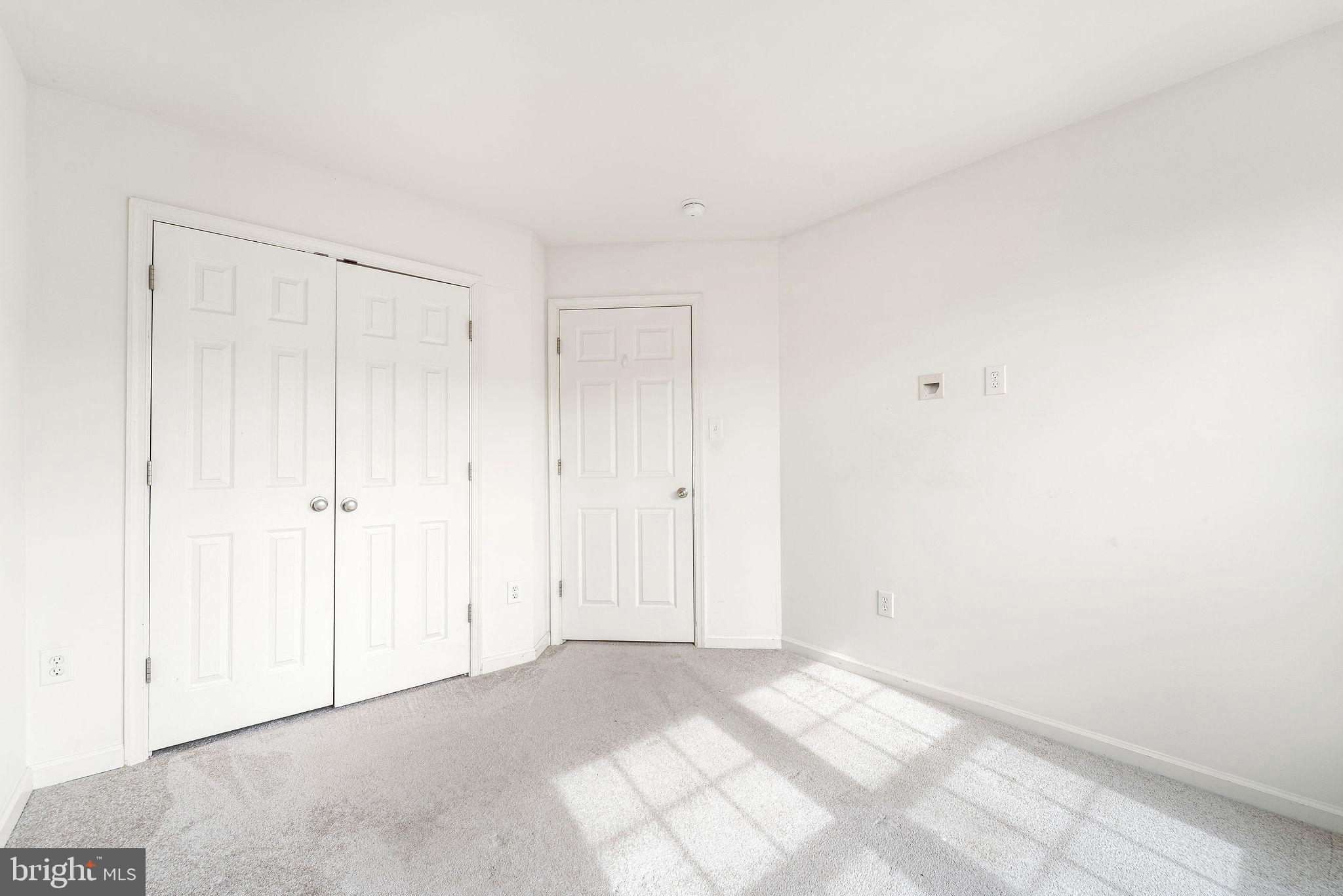 22 River Lane Delanco, NJ 08075 - Photo 31 of 43 a view of an empty room