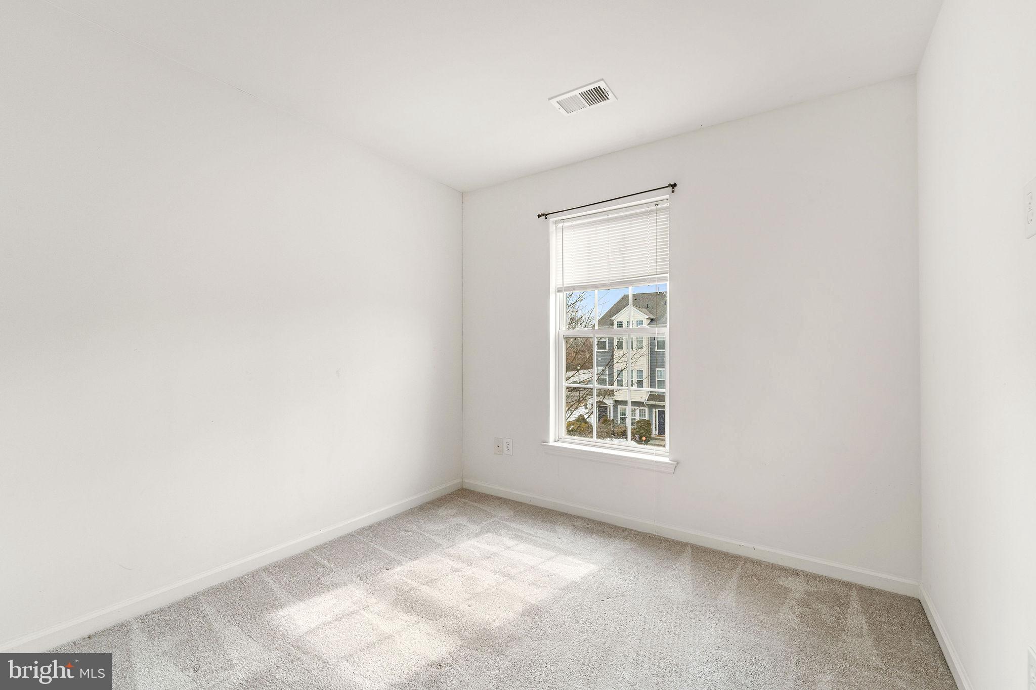 22 River Lane Delanco, NJ 08075 - Photo 32 of 43 an empty room with windows