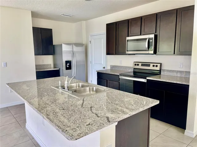 $2,900 | 16111 Weathered Windmill Terrace, Odessa, FL 33556