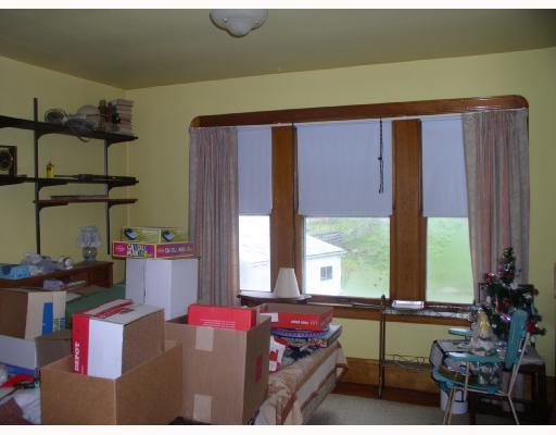 710 Mt Zion Road Prosperity, PA 15329 - Photo 5 of 8 Den/Family/Great Room.