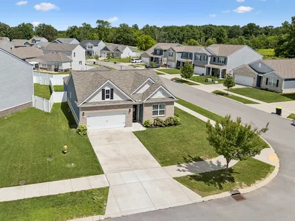 $389,900 | 2013 Tate Farm Lane, White House, TN 37188