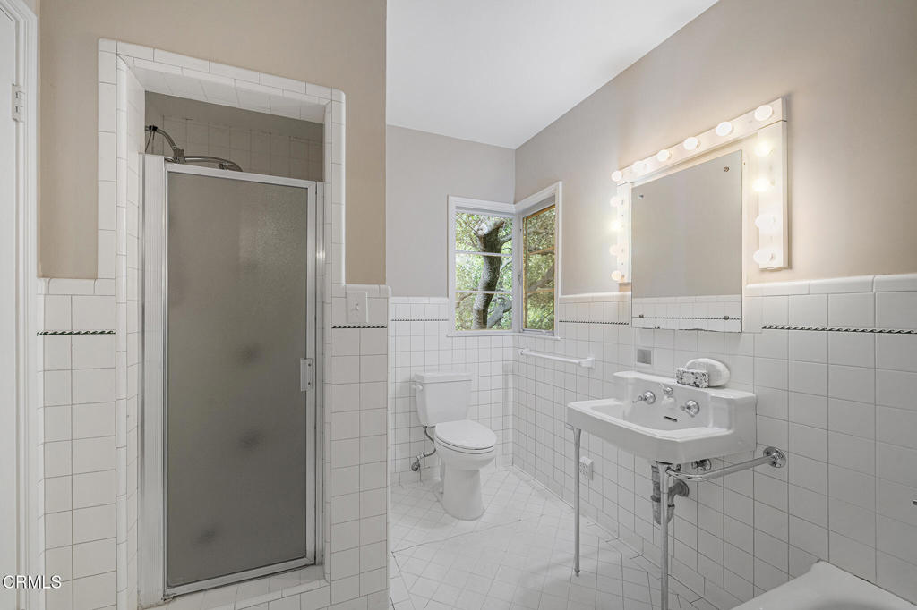 951 Laguna Road Pasadena, CA 91105 - Photo 42 of 50 DSC01744