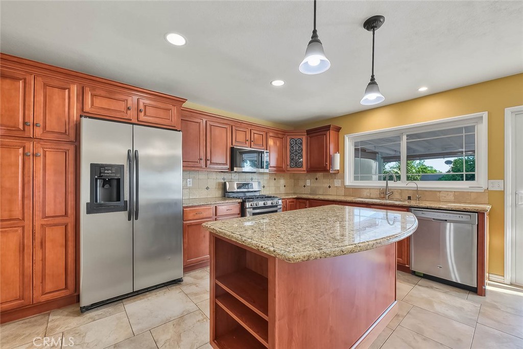 10441 Balsa Street Rancho Cucamonga, CA 91730 - Photo 27 of 45 Gallery Image 27