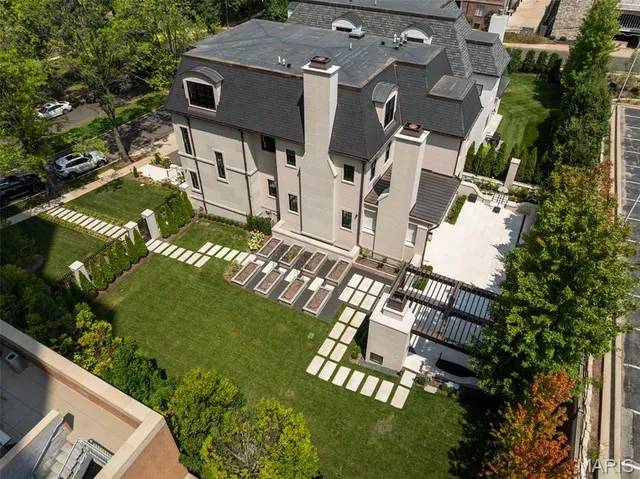 $9,950,000 | 132 North Brentwood Boulevard, Clayton, MO 63105