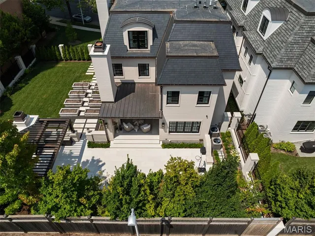 $9,950,000 | 132 North Brentwood Boulevard, Clayton, MO 63105