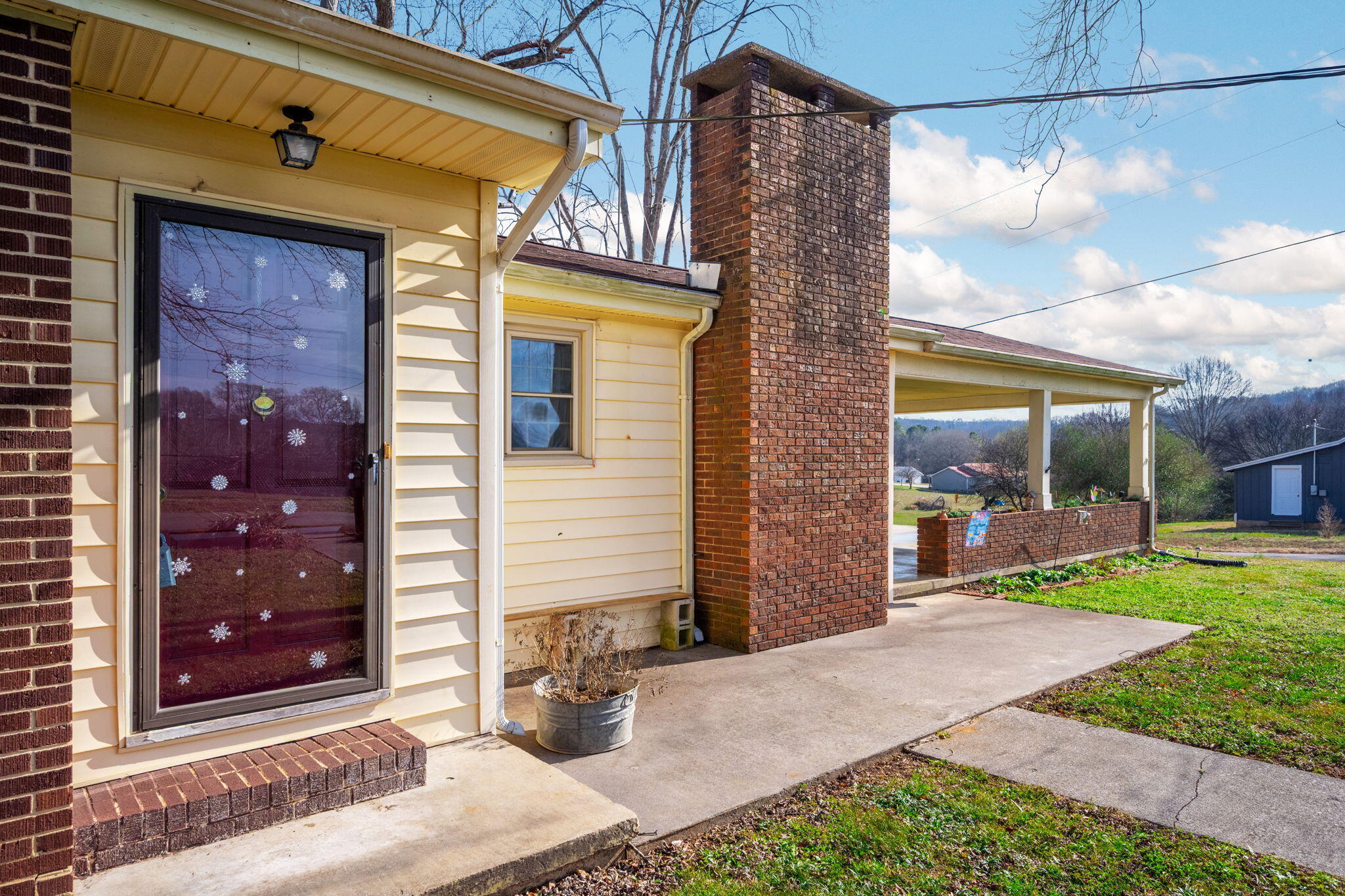 141 Church Street Calhoun, TN 37309 - Photo 4 of 40 4-web-or-mls-DSC_8291