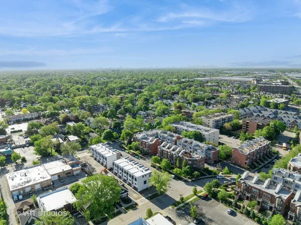 $564,000 | 6346 Hennings Court, Morton Grove, IL 60053
