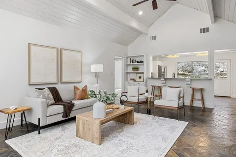 $499,000 | 411 Lakeway Drive, Lakeway, TX 78734