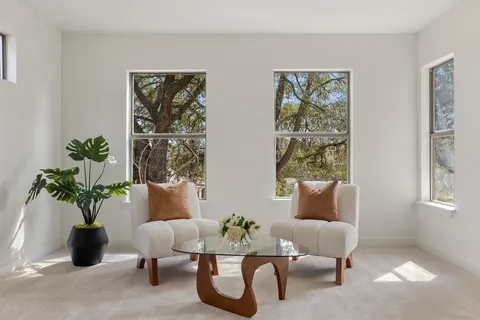 $499,000 | 411 Lakeway Drive, Lakeway, TX 78734