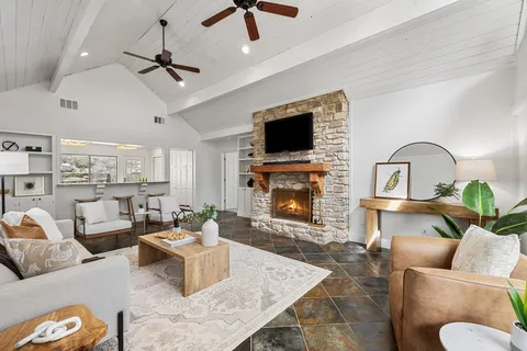 $499,000 | 411 Lakeway Drive, Lakeway, TX 78734