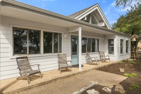 $499,000 | 411 Lakeway Drive, Lakeway, TX 78734