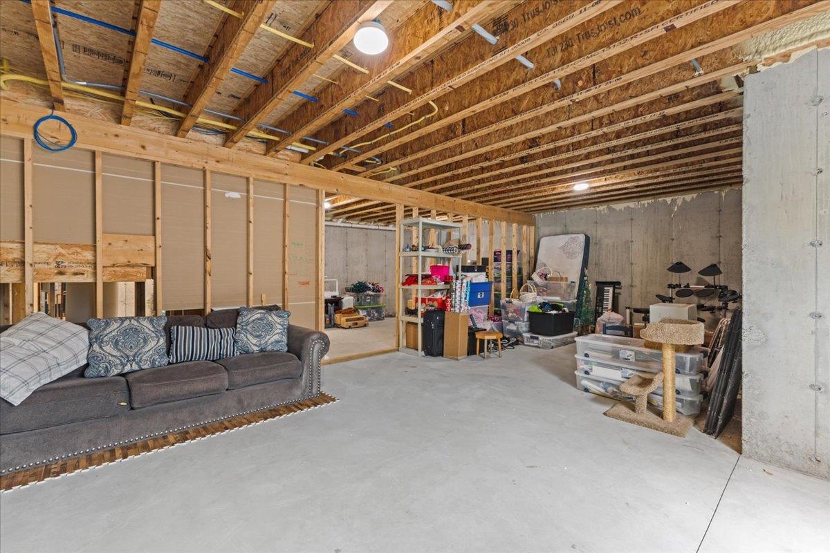 47 Jakes Way Williston, VT 05495 - Photo 25 of 38