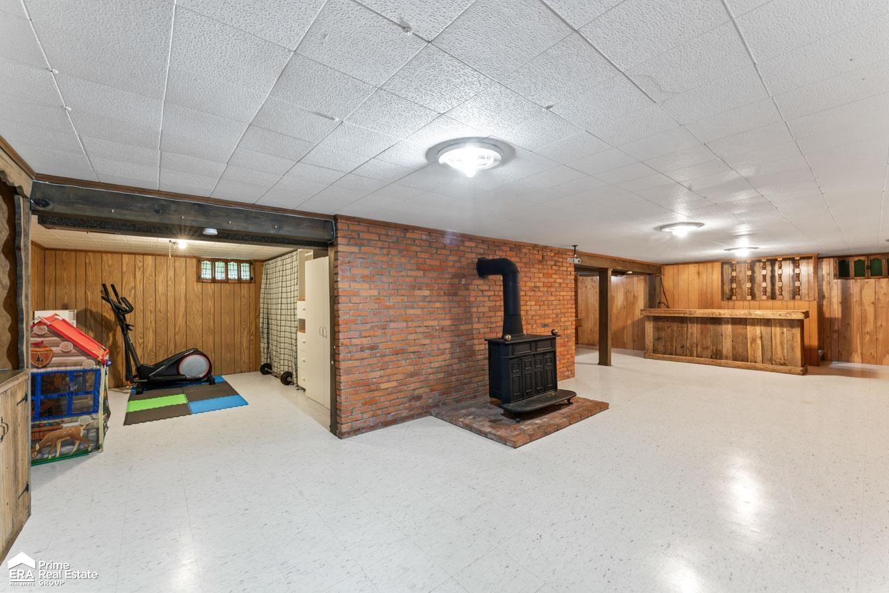 6494 Coldwater Road Flushing, MI 48433 - Photo 18 of 32