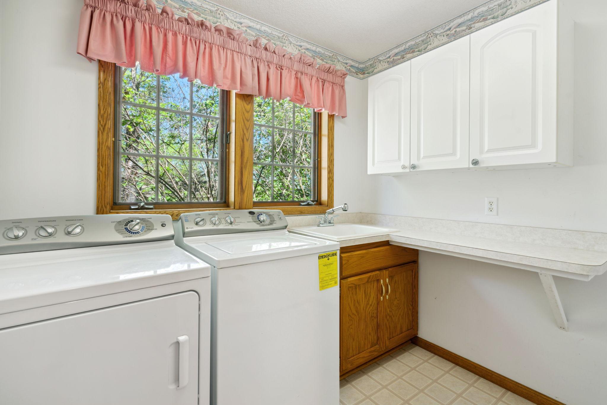 912 County Rd I Shoreview, MN 55126 - Photo 20 of 44 Gallery Image 20