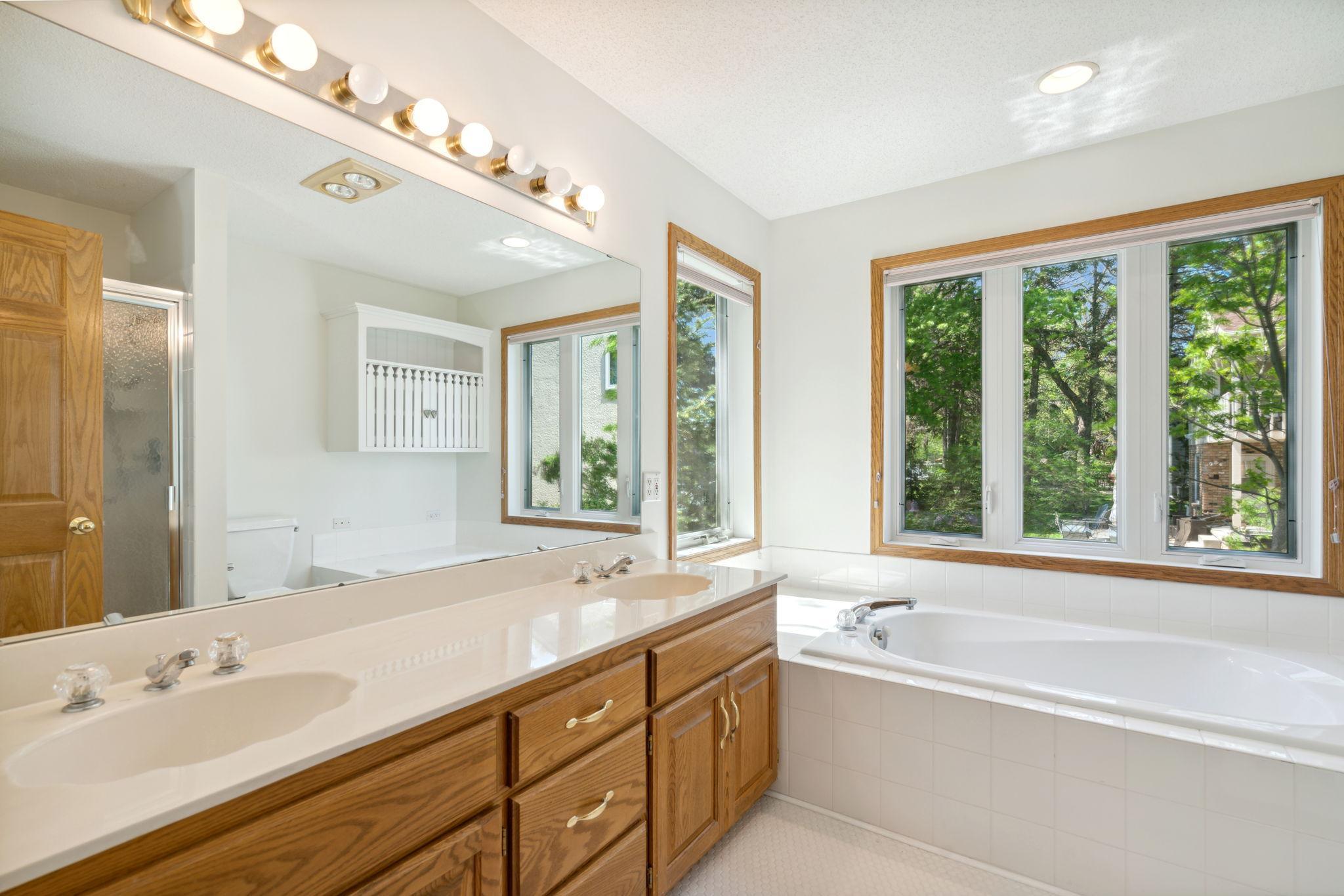 912 County Rd I Shoreview, MN 55126 - Photo 24 of 44 Gallery Image 24