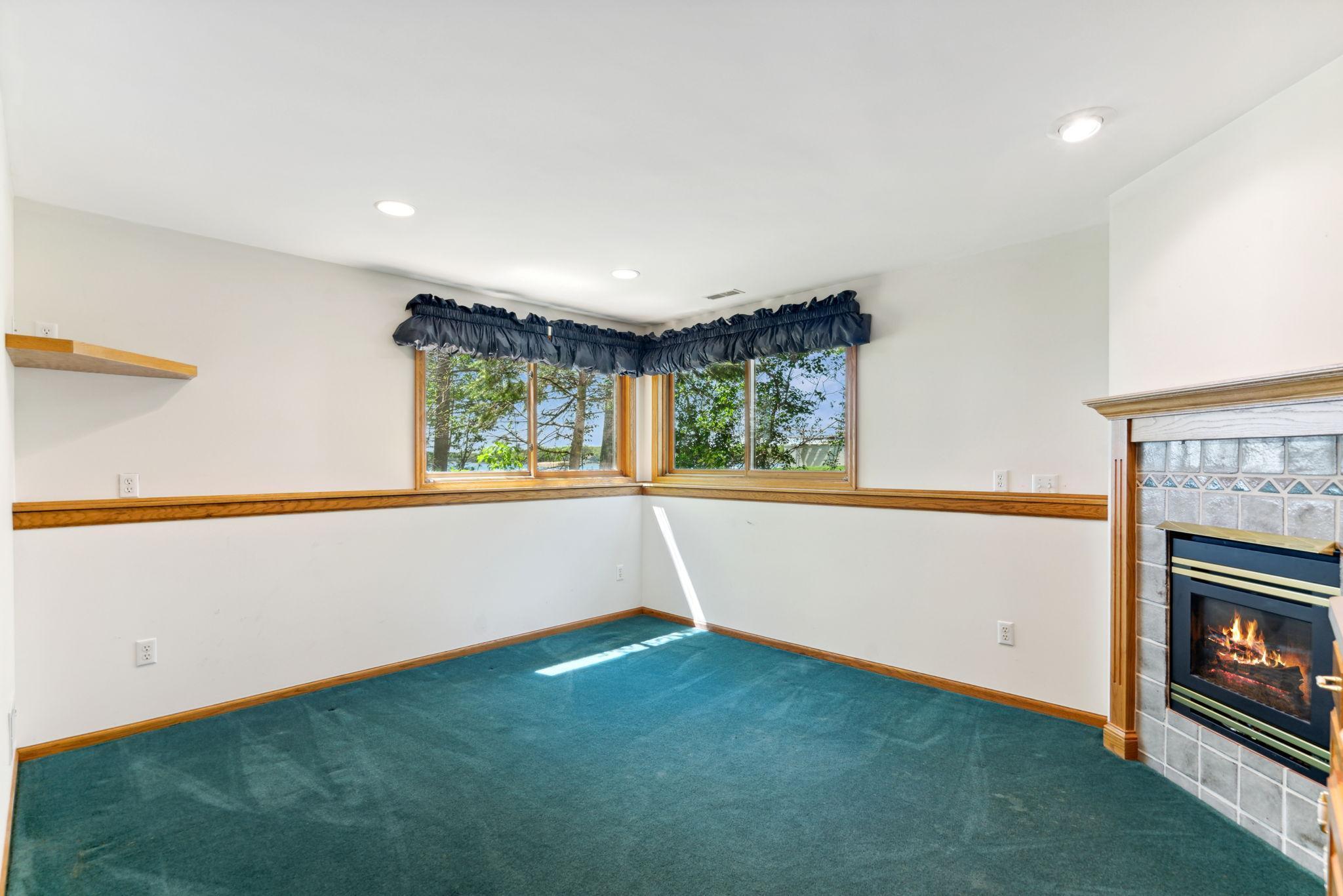 912 County Rd I Shoreview, MN 55126 - Photo 27 of 44 Gallery Image 27
