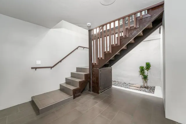 a view of entryway and hall