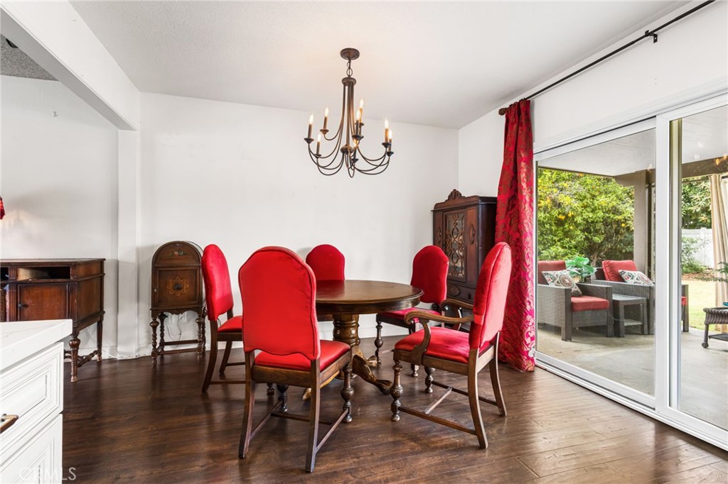2367 Deerhorn Drive Riverside, CA 92506 - Photo 10 of 67
