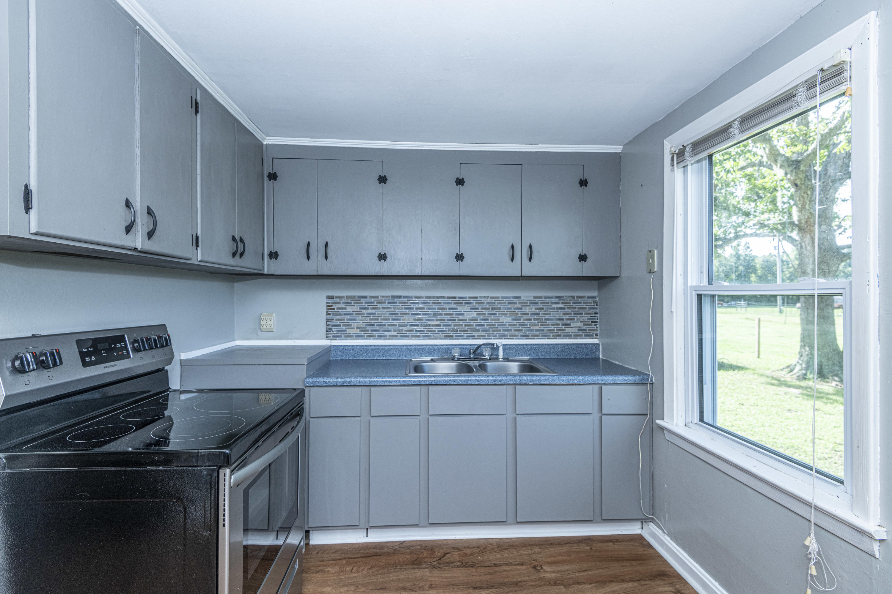 1117 Thames Road Awendaw, SC 29429 - Photo 4 of 16 DSC_6079
