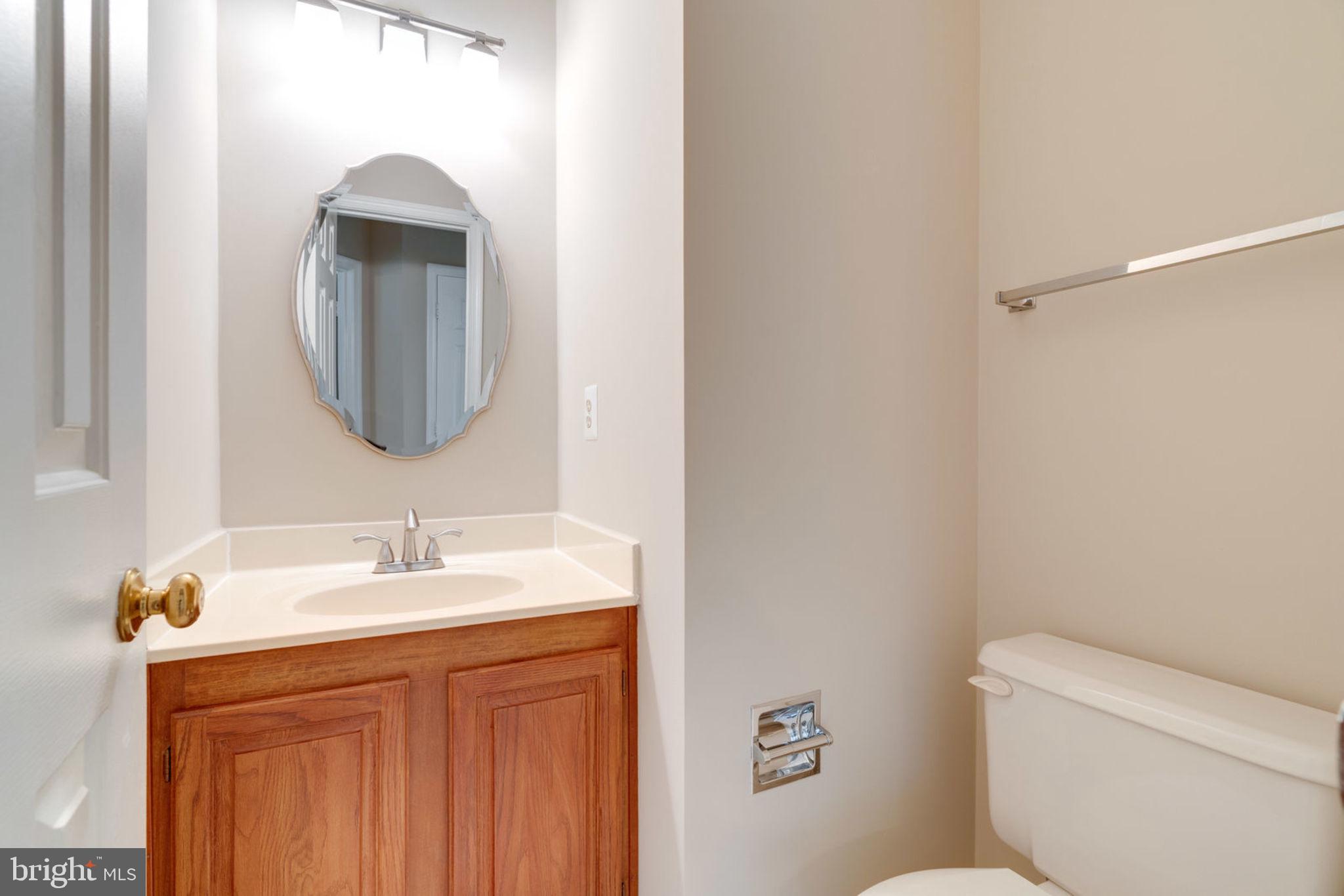 8130 Cliffview Avenue Springfield, VA 22153 - Photo 23 of 50 Main level powder room off dining