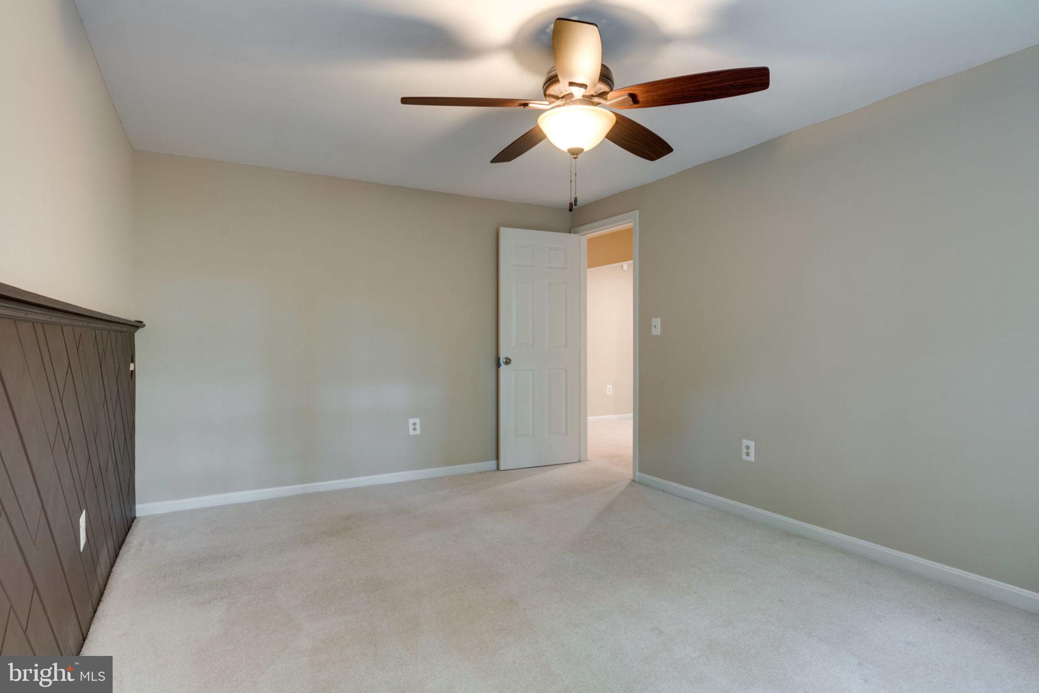 8130 Cliffview Avenue Springfield, VA 22153 - Photo 43 of 50 4th bedroom