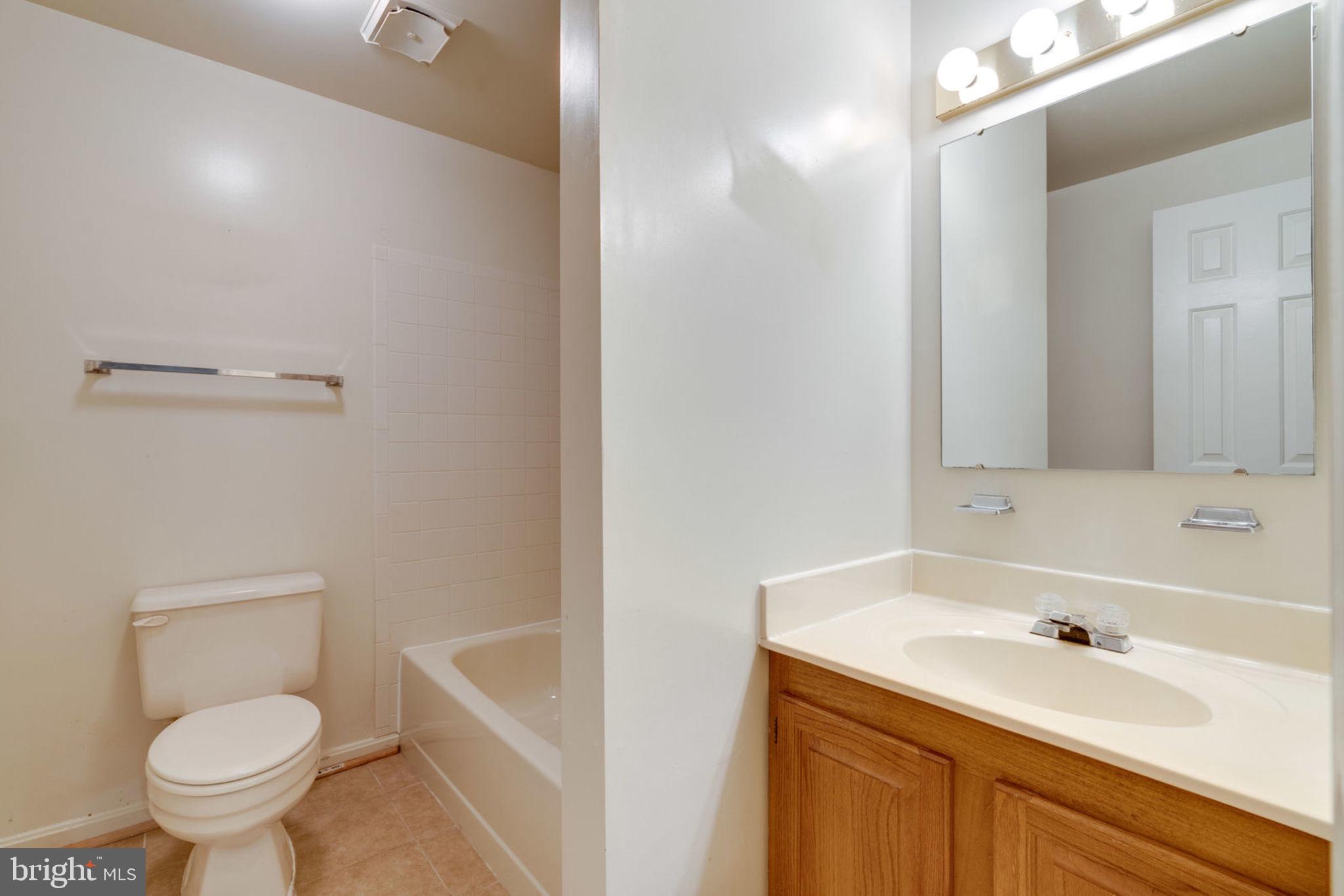 8130 Cliffview Avenue Springfield, VA 22153 - Photo 44 of 50 Basement full bath