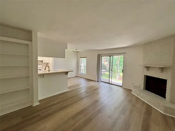 $995 | 2800 Jeanetta Street, Unit 2008, Houston, TX 77063