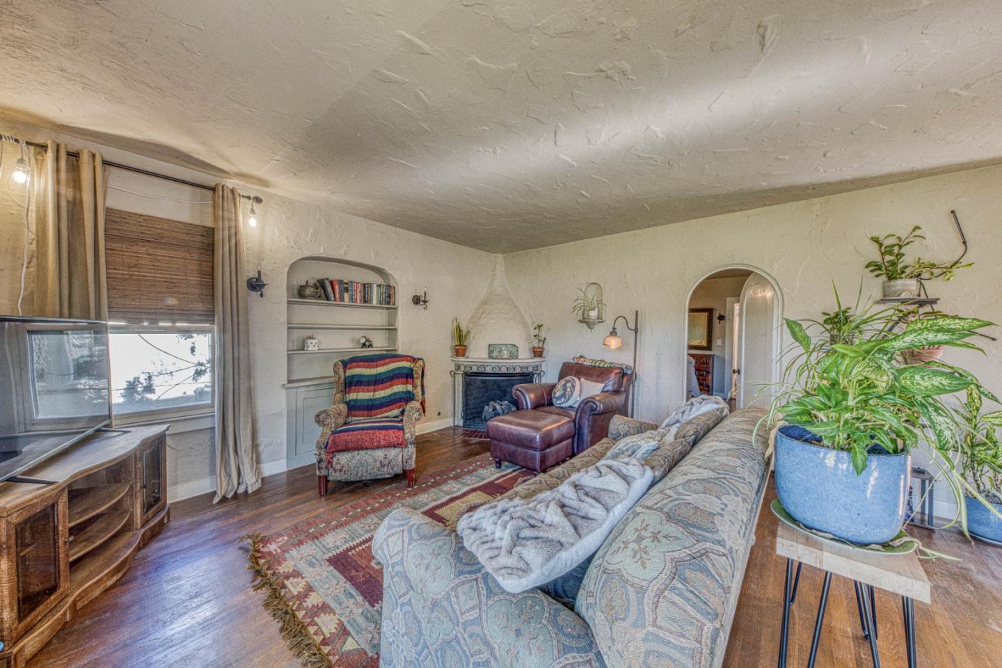 137 Maple Street Salinas, CA 93901 - Photo 9 of 40