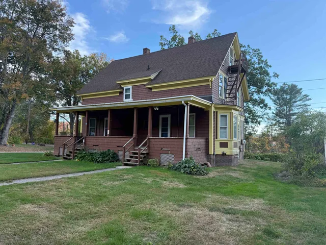 $2,200 | 189 East Bow Street, Unit A, Franklin, NH 03235