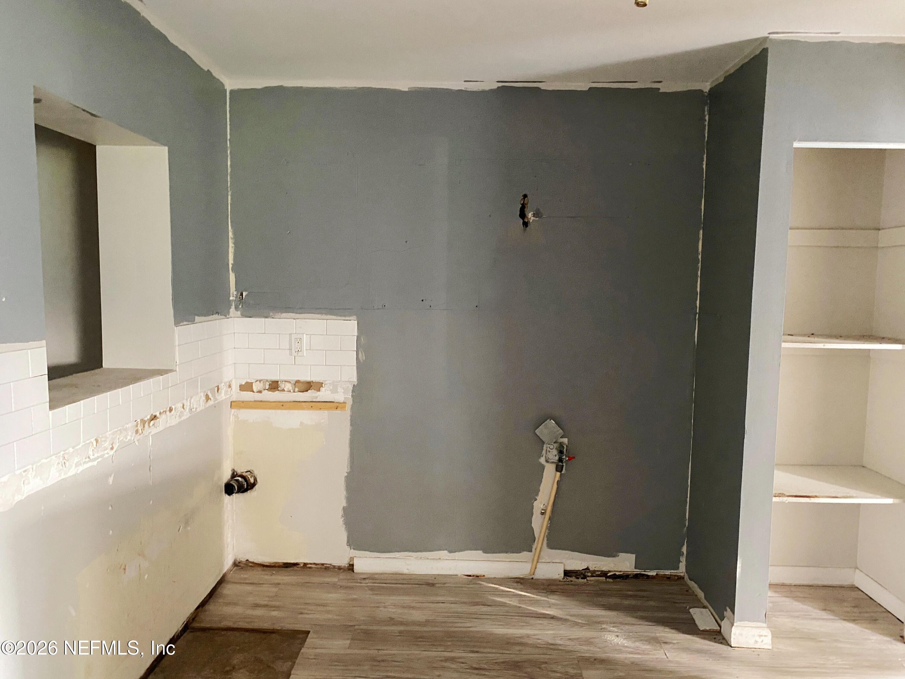6711 Cavalier Road Jacksonville, FL 32208 - Photo 8 of 20 Kitchen