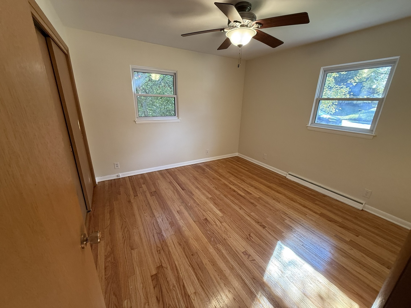 5209 12th Avenue Moline, IL 61265 - Photo 17 of 33 a view of empty room with wooden floor