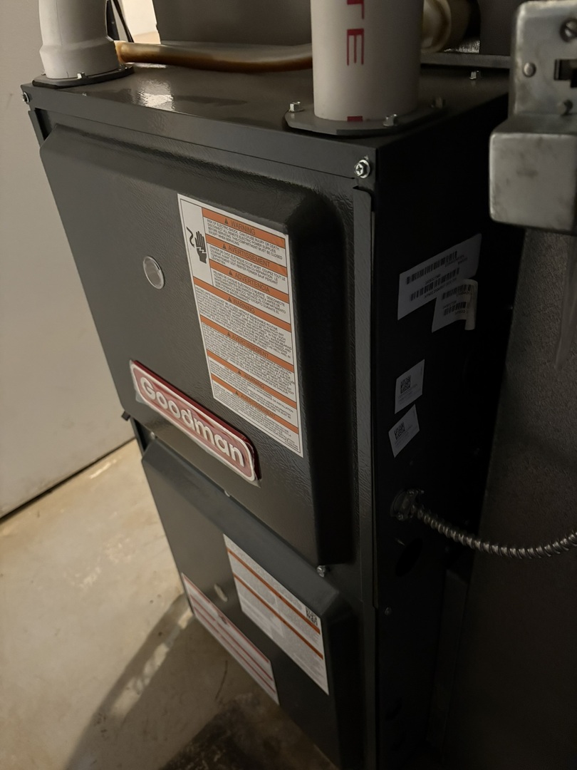 5209 12th Avenue Moline, IL 61265 - Photo 32 of 33 a close view of closet