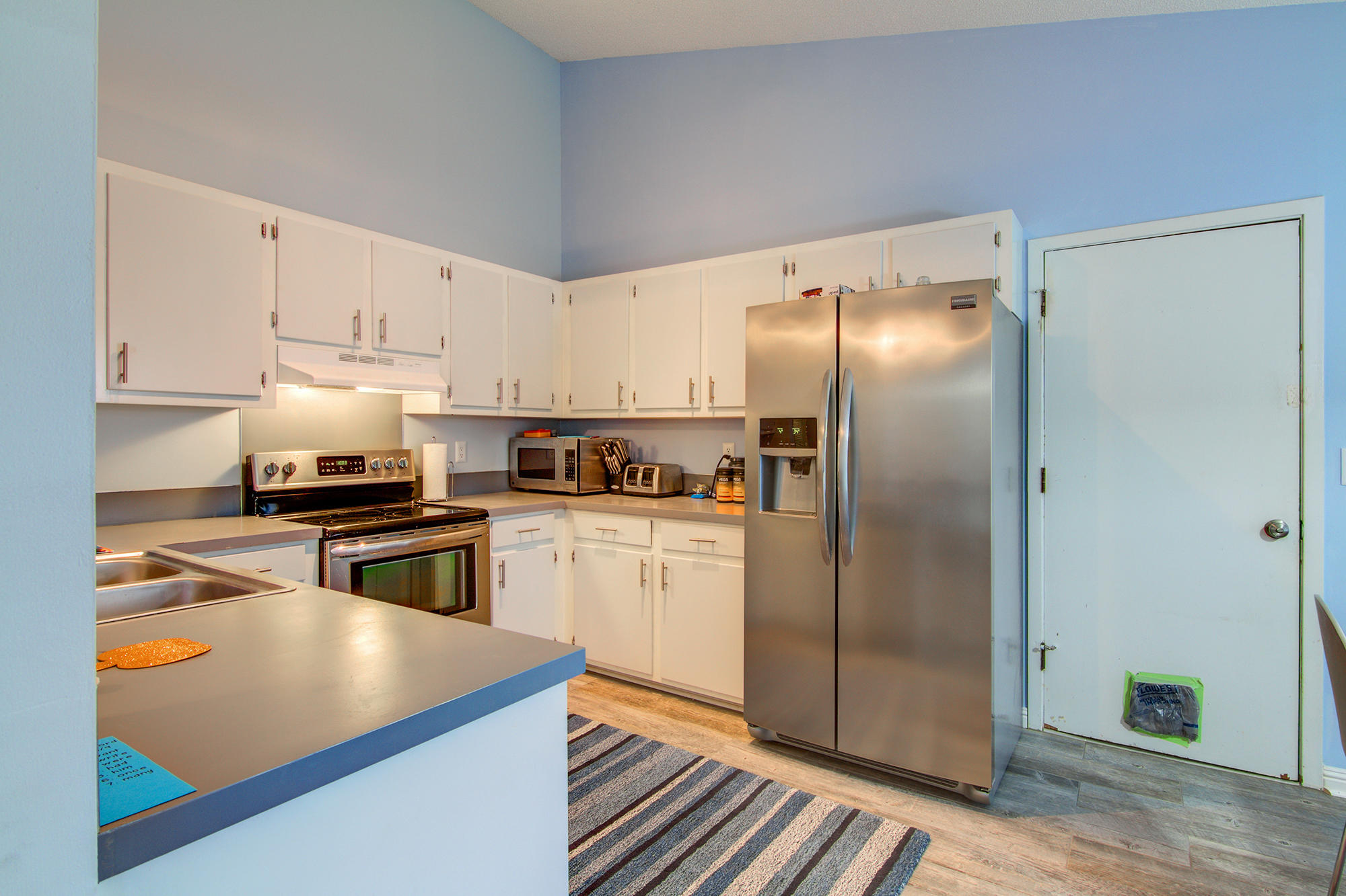 106 Coventry Road Summerville, SC 29486 - Photo 2 of 19 Eat-in Kitchen