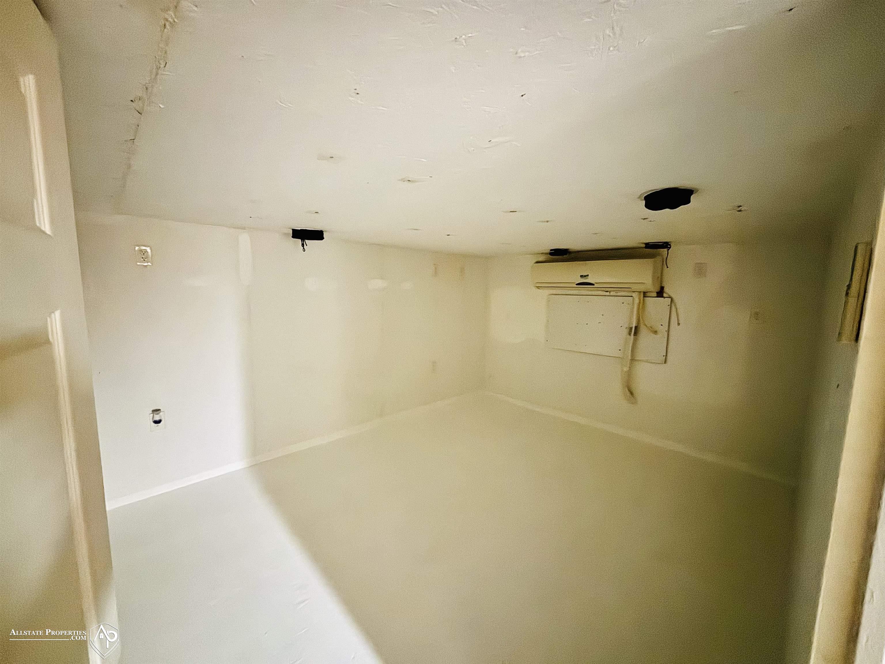 2060 Lavelle Road Flint, MI 48504 - Photo 12 of 15