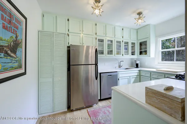 $5,300 | 260 Oleander Avenue, Unit E3, Palm Beach, FL 33480